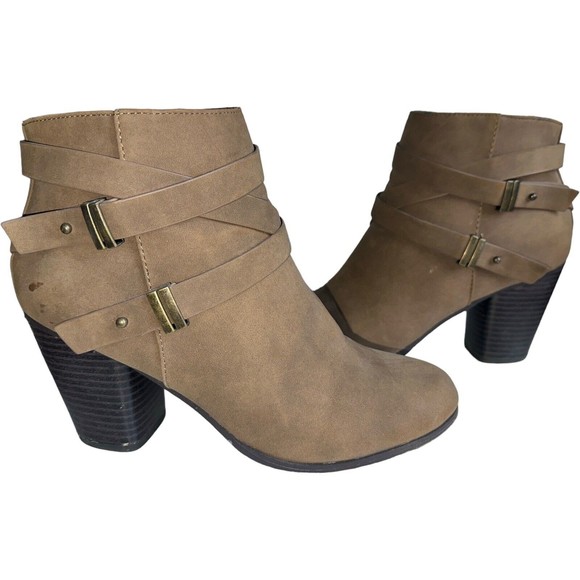 Suede Brown Heeled Strappy Buckle Zippered Womens 8 Ankle Boots Booties - Picture 1 of 14